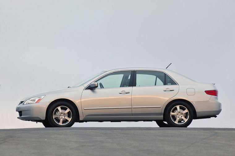 2005 Honda Accord Hybrid Picture